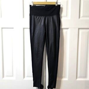 Athleta High Rise Gleam Faux Leather Front Yoga Pants Black Size XS Mid Rise